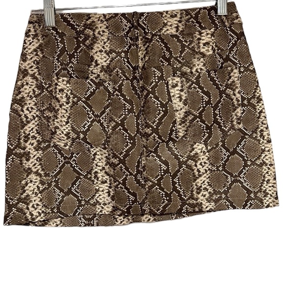 Vigoss NWT snake skin skirt faux leather S - Picture 4 of 6